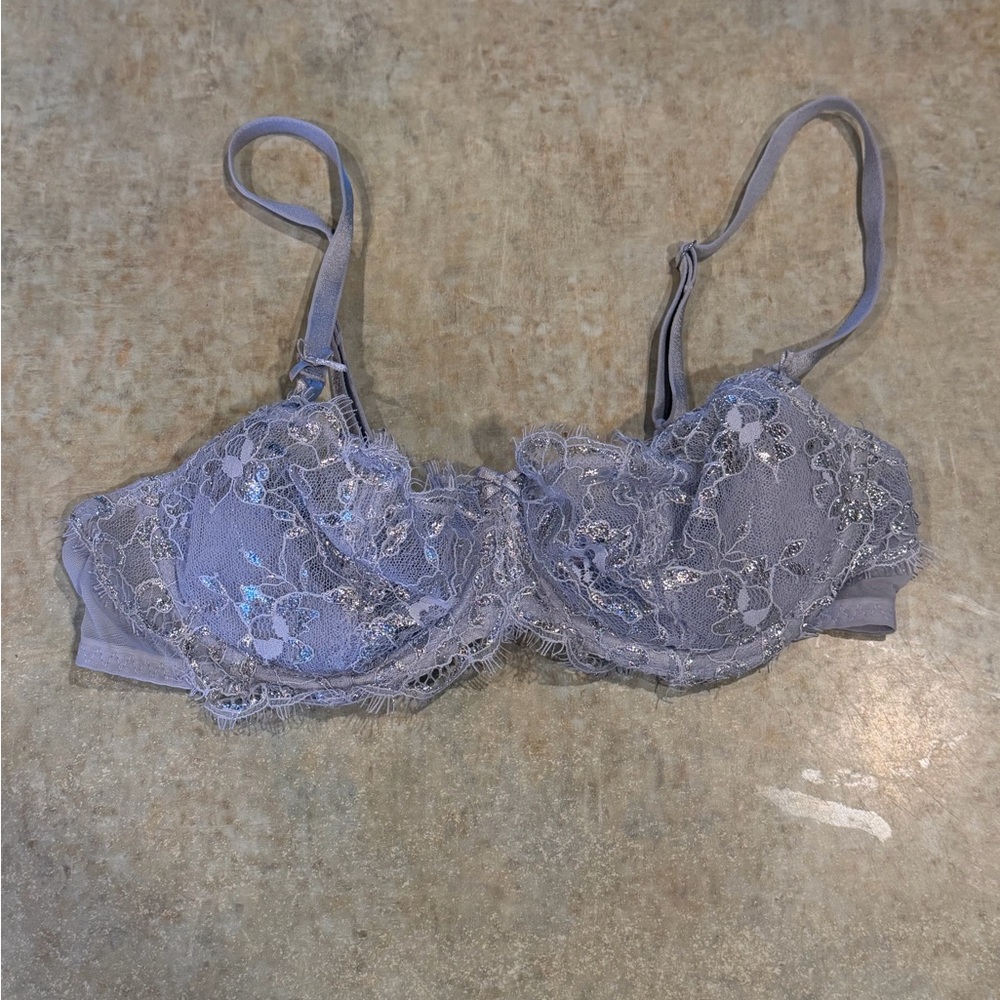Lace Underwire Bra in Light Blue